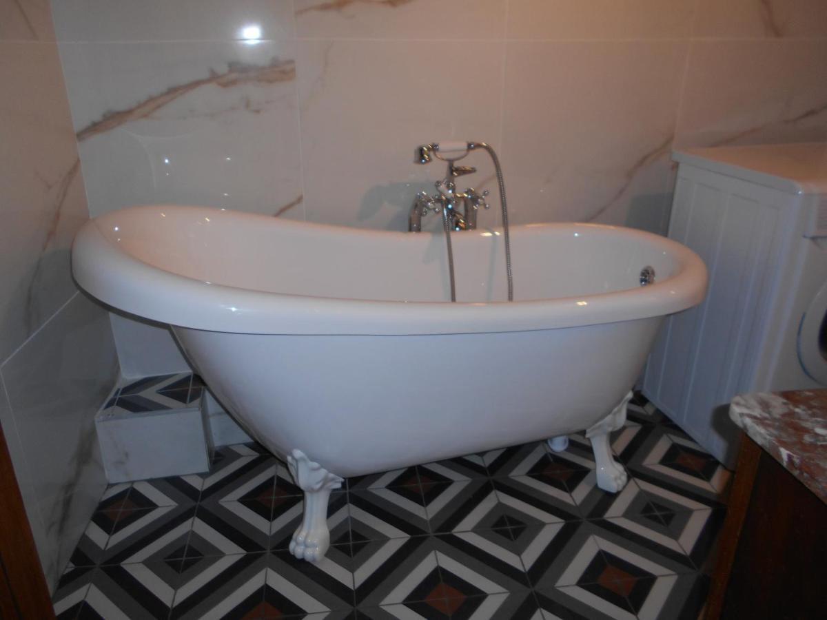 Le Winzer Apartment Бергхайм Екстериор снимка